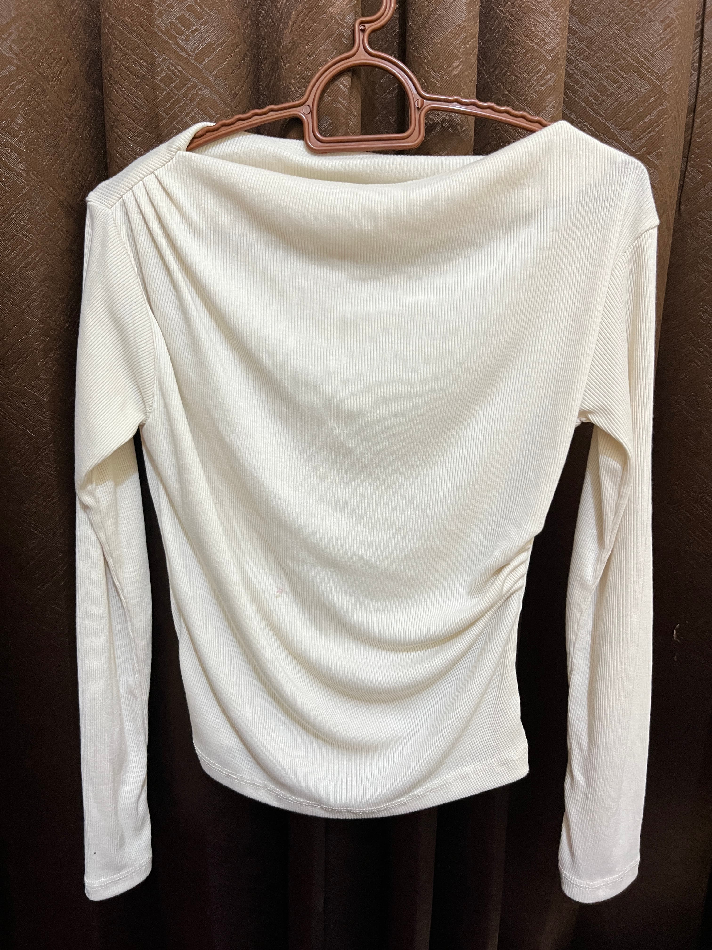 Atasan Knit
